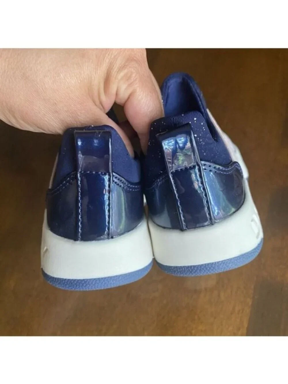 DKNY Baby Girls Casual & Fashion Sneakers Navy blush Shoes Size 6/5  Kids New